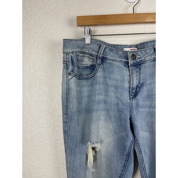 Vintage Bongo Womens Jeans Size 13 Lightwash Flare Leg Embroidered Boho 90's Y2K - Picture 3 of 12